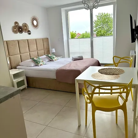 Sunny Apartman *